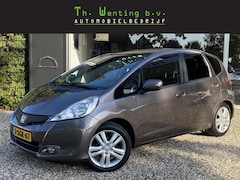 Honda Jazz - 1.4 Comfort Plus | Cruise Control | Klimaat Controle | Parkeersensoren | All-Season Banden