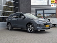 Volkswagen Tiguan - 1.5 eHybrid Life 204pk | Trekhaak | 360 Camera | El. Klep | Stoelverwarming