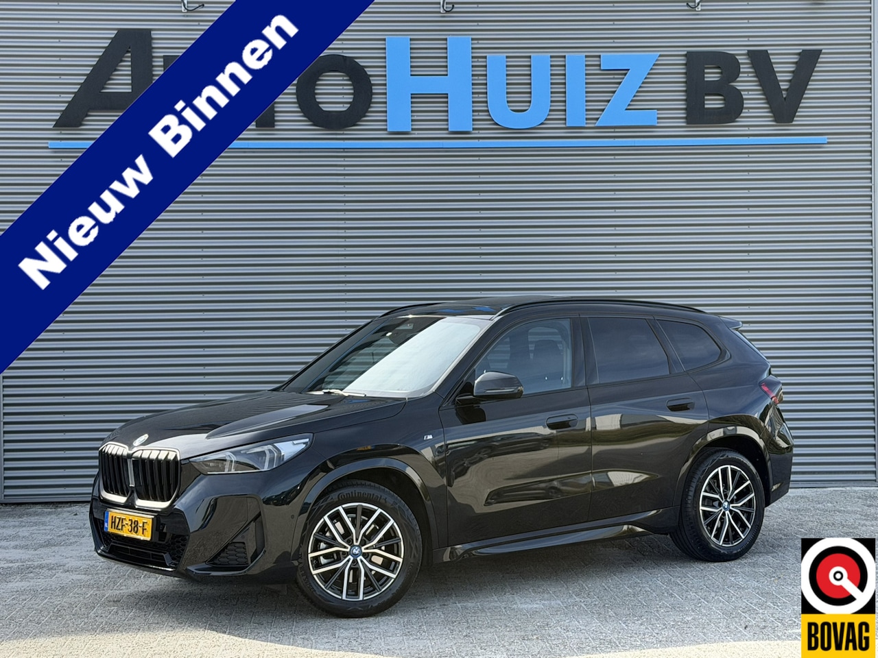 BMW X1 - sDrive20i M Sport Panoramadak Trekhaak Elek. Stoelverstelling Carplay Keyless Entry - AutoWereld.nl