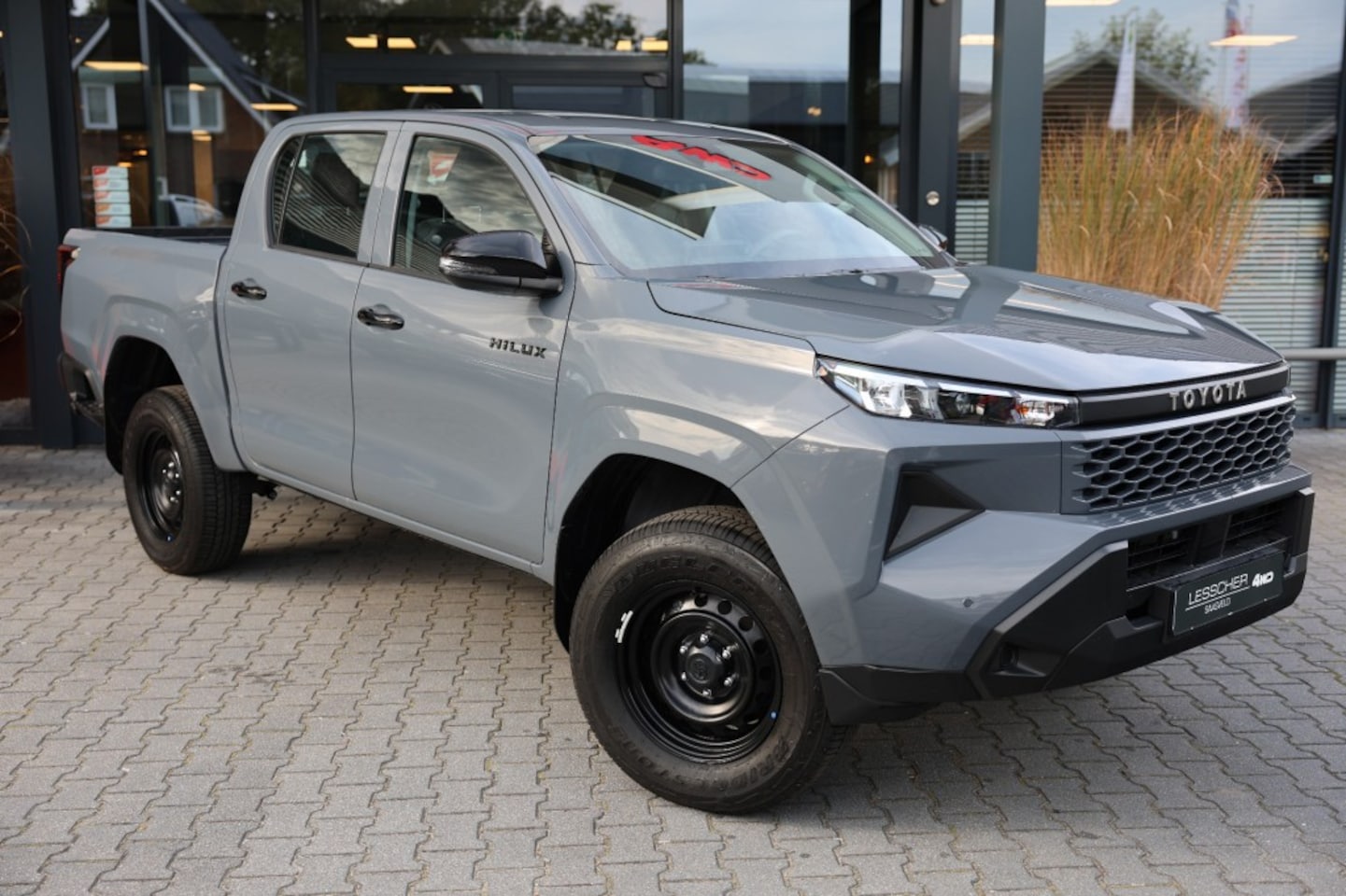 Toyota HiLux - 2.8 D-4D MHEV DUBBEL CABINE ACTIVE A/T 4WD - AutoWereld.nl