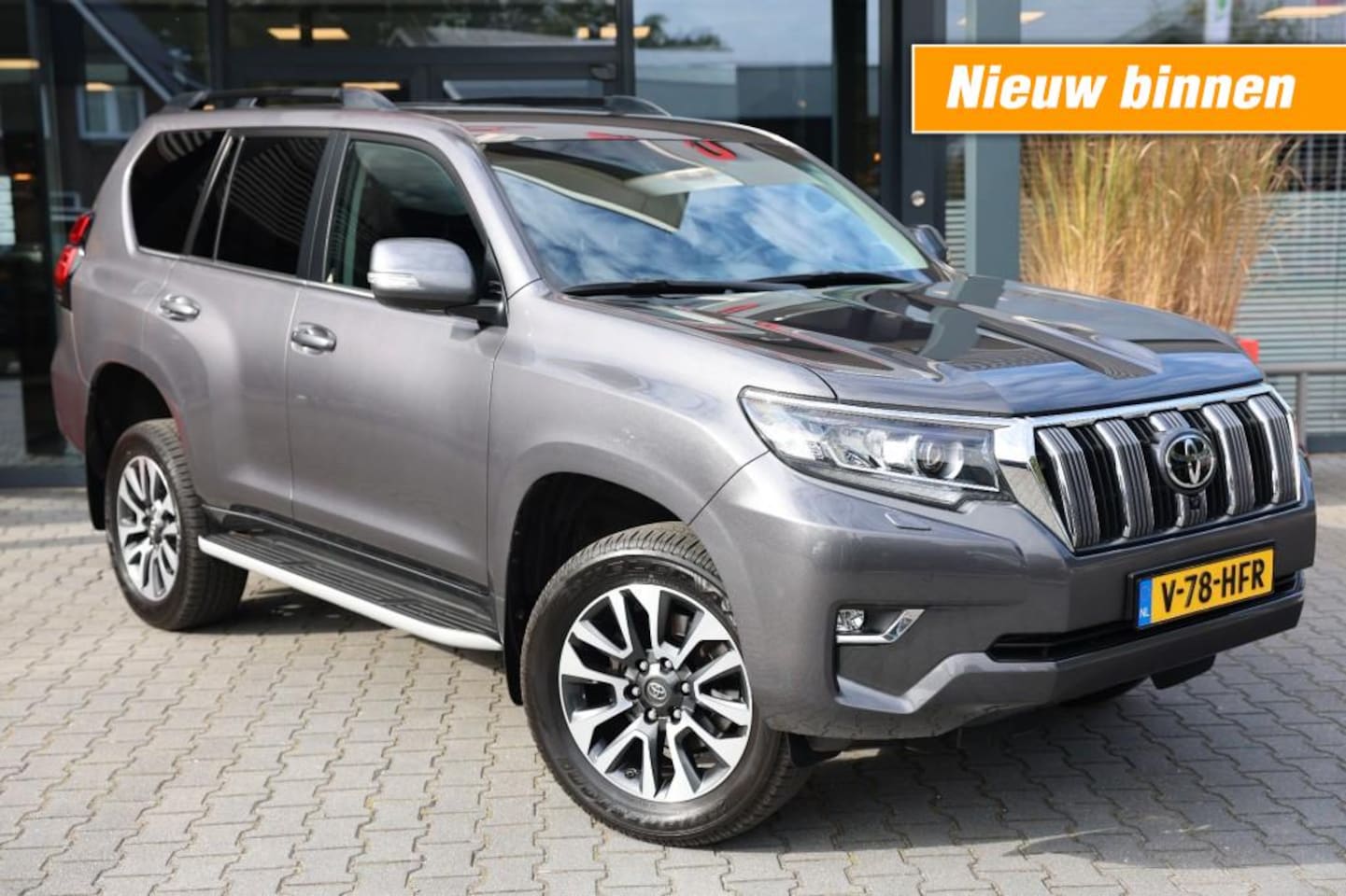 Toyota Land Cruiser 120 - 2.8 D-4D 5DRS DYNAMIC A/T VAN - AutoWereld.nl