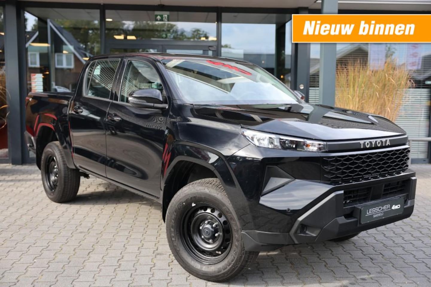Toyota HiLux - 2.8 D-4D MHEV DUBBEL CABINE ACTIVE A/T 4WD - AutoWereld.nl