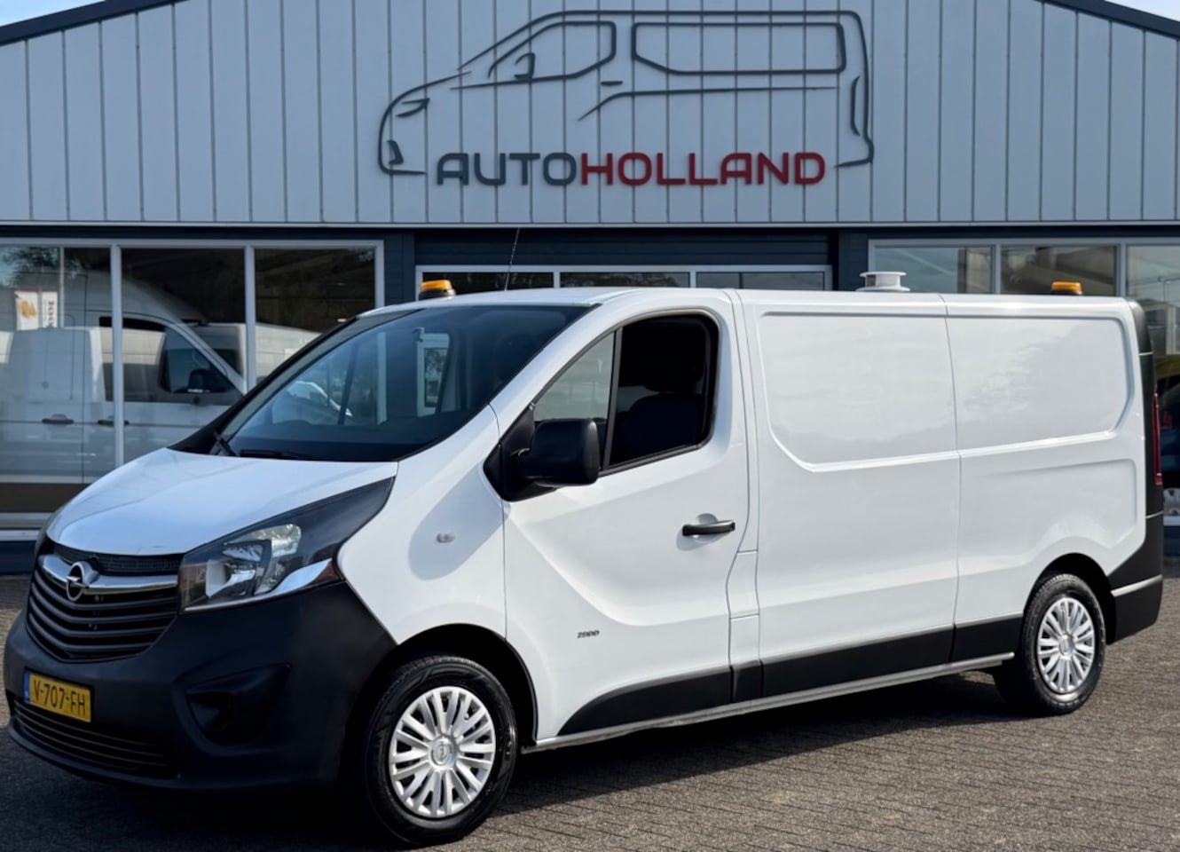 Opel Vivaro - 1.6 CDTI 70KW 95PK L2H1 EURO 6 AIRCO/ CRUISE CONTROL/ TREKHAAK - AutoWereld.nl