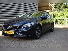 Volvo V40 - 1.5 T2 MOMENTUMAUTOMAATBJ 2015ZUINIG IN VERBRUIK11894 EURO