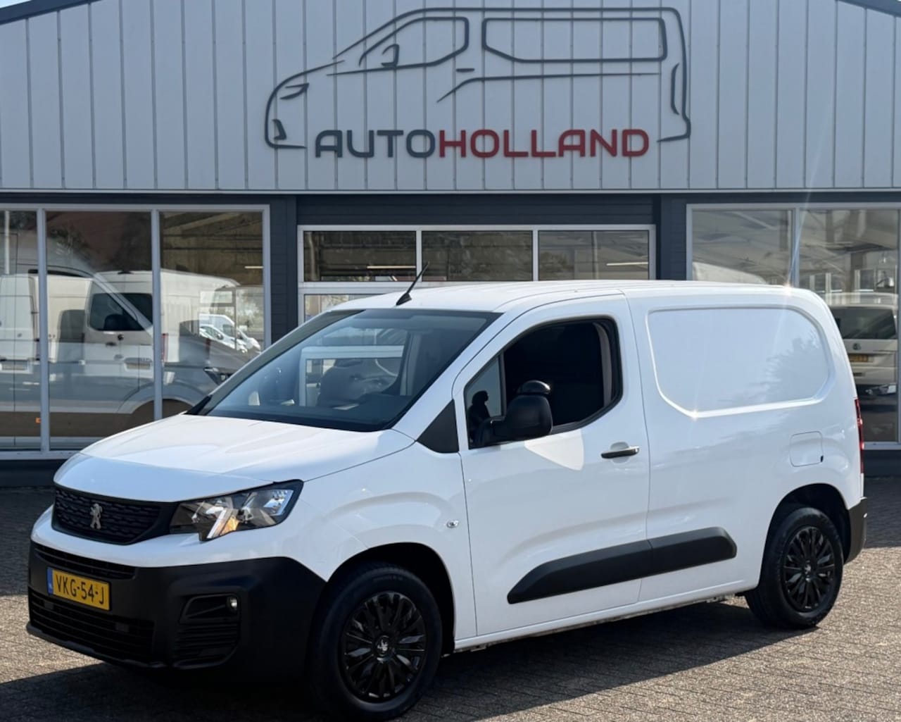 Peugeot Partner - 1.5 BLEUHDI 75KW 102PK EURO 6 DISTRIBUTIERIEM VERNIEUWD AIRCO/ CRUISE CONTROL/ 100% DEALER - AutoWereld.nl