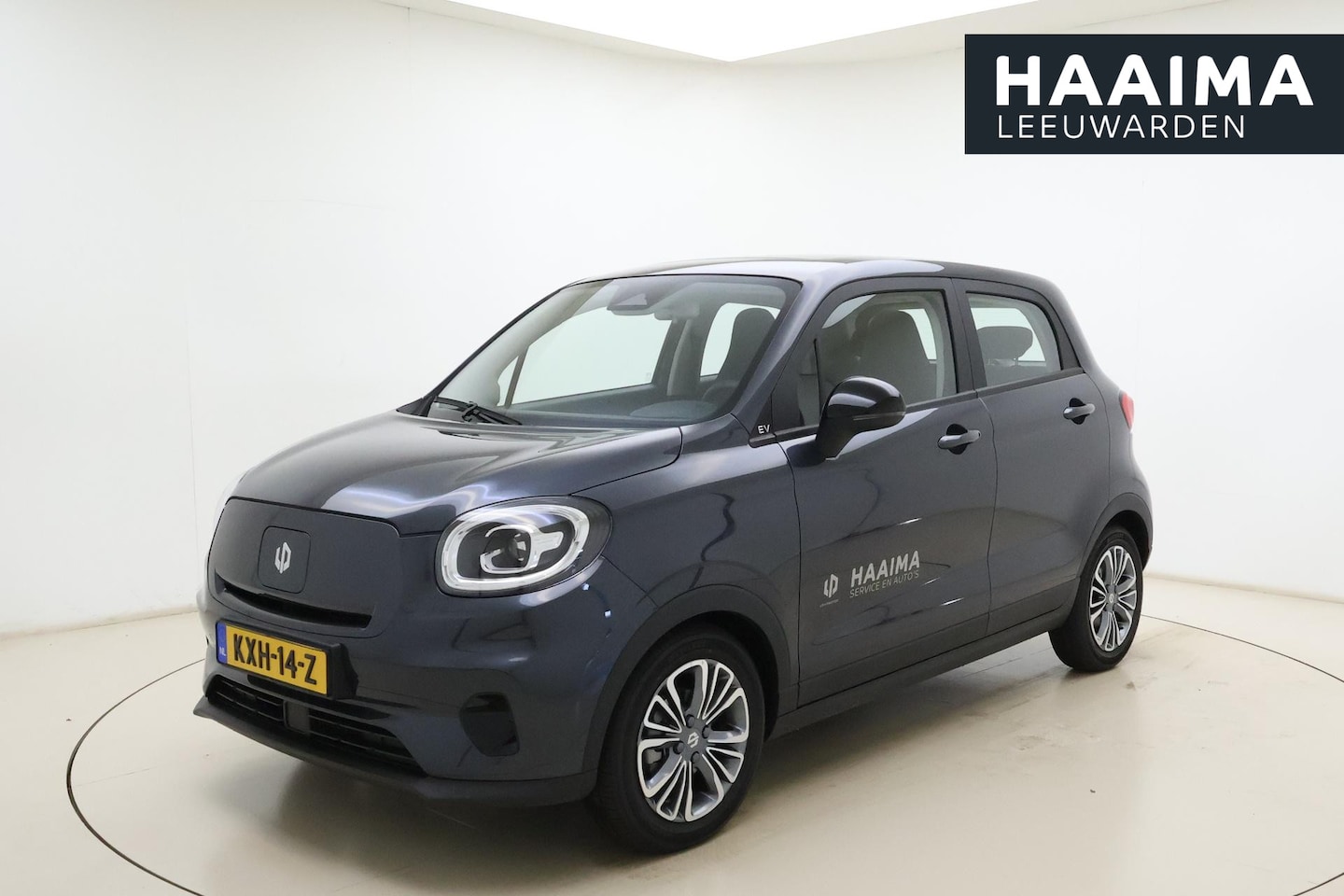 Leapmotor T03 - Design 37.3 kWh | Panoramadak | Adaptive Cruise control |Achteruitrijcamera | Airco | Blue - AutoWereld.nl