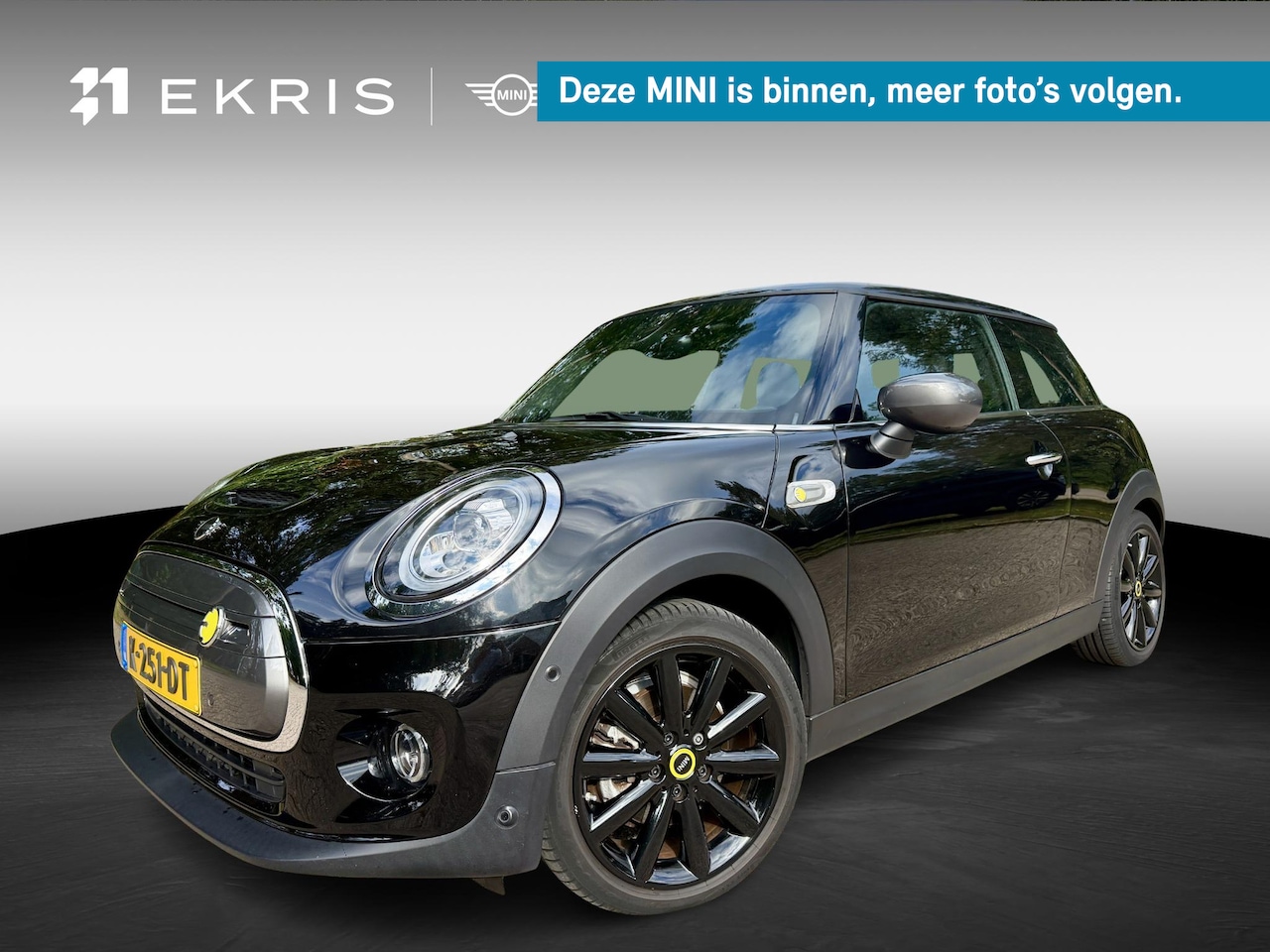 MINI Electric - 3-deurs | Trim XL | 17" LM Cosmos Spoke zwart | Glazen panoramadak | Harman Kardon HiFi So - AutoWereld.nl