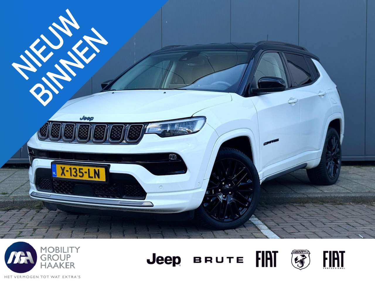 Jeep Compass - 4xe 240 Plug-in Hybrid Electric S | Apple-Android | Navigatie | Parkeercamera - AutoWereld.nl