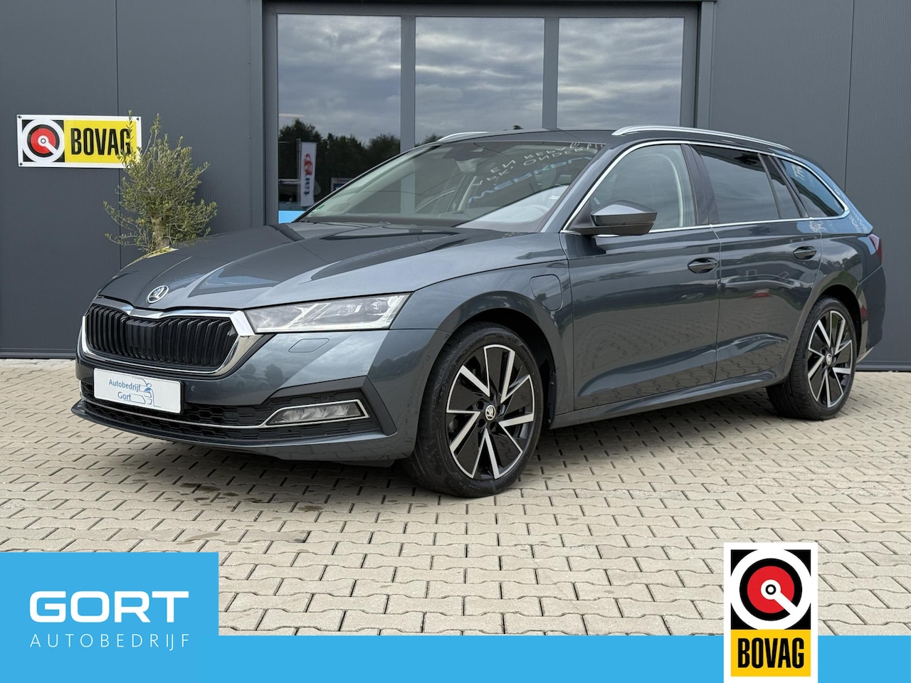 Skoda Octavia Combi - 1.4 TSI iV PHEV Business Edition Plus 1.4 TSI iV PHEV Business Edition Plus - AutoWereld.nl