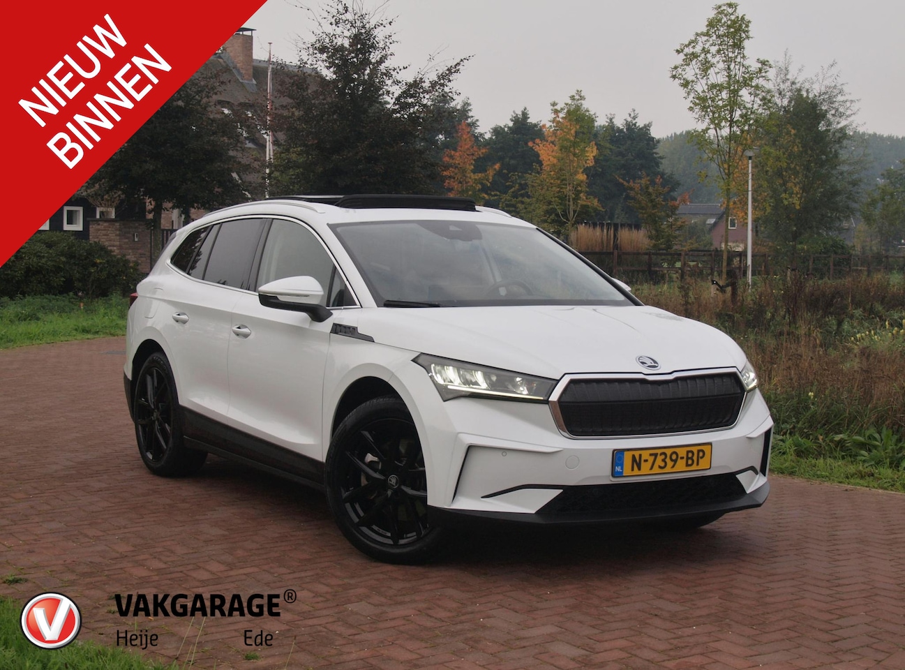 Skoda Enyaq iV - 80 | Panoramadak | Trekhaak | Camera | Sfeerverlichting | Apple Carplay | NL-Auto | - AutoWereld.nl