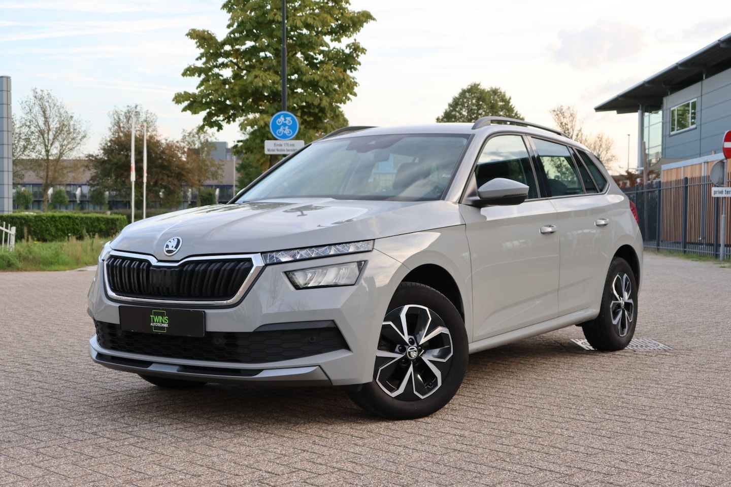 Skoda Kamiq - 1.0 TSI Ambition DSG Automaat Carplay - Android Auto - AutoWereld.nl