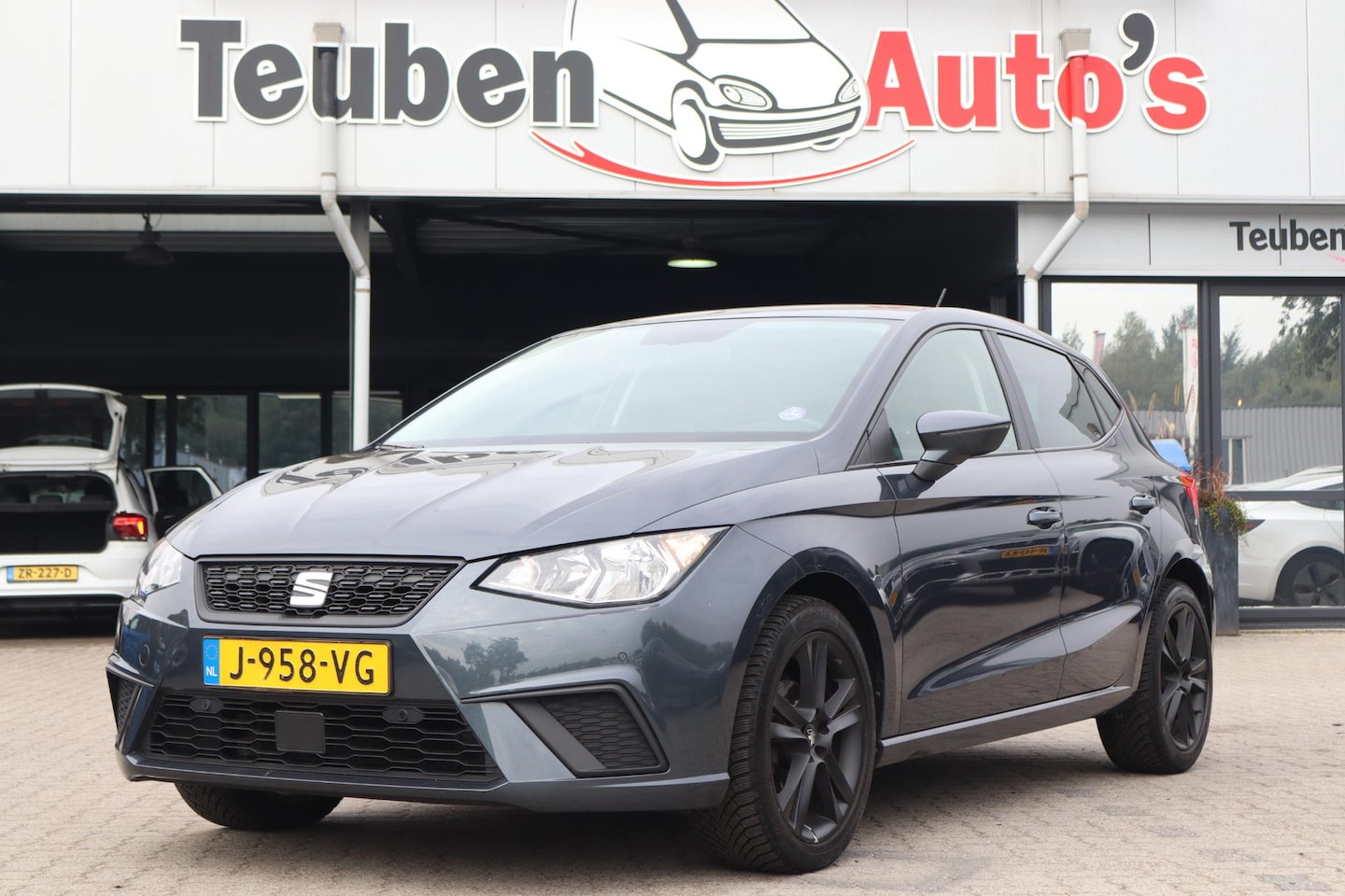 SEAT Ibiza - 1.0 TSI Style Business Intense | LM Velgen | Cruise Control | Navigatie | - AutoWereld.nl