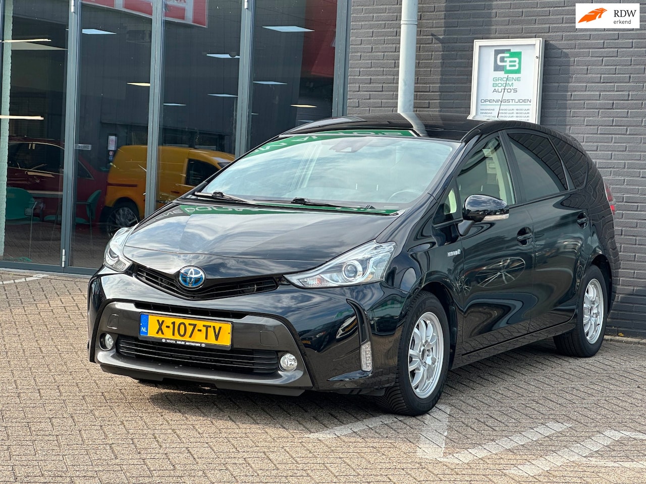 Toyota Prius - 1.8 Active/7-PERS/CAMERA/NAVI/AUTOMAAT/NETTE STAAT!! - AutoWereld.nl