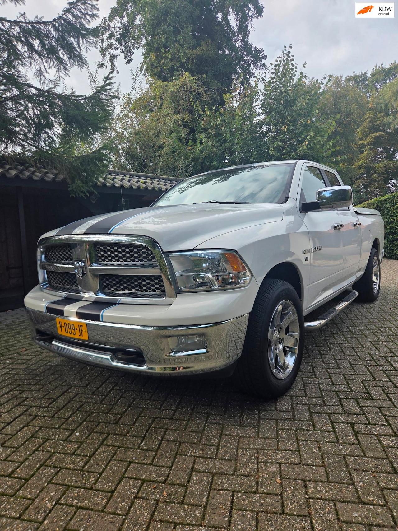 Dodge Ram 1500 - 5.7 V8 4x4 Quad Cab 6'4 LPG - AutoWereld.nl