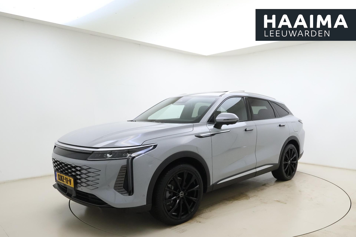 Omoda 9 - 1.5T-GDi SHS-P Premium 5p Hybride 537 PK Automaat | Black Edition velgen | Schuif/kantelda - AutoWereld.nl