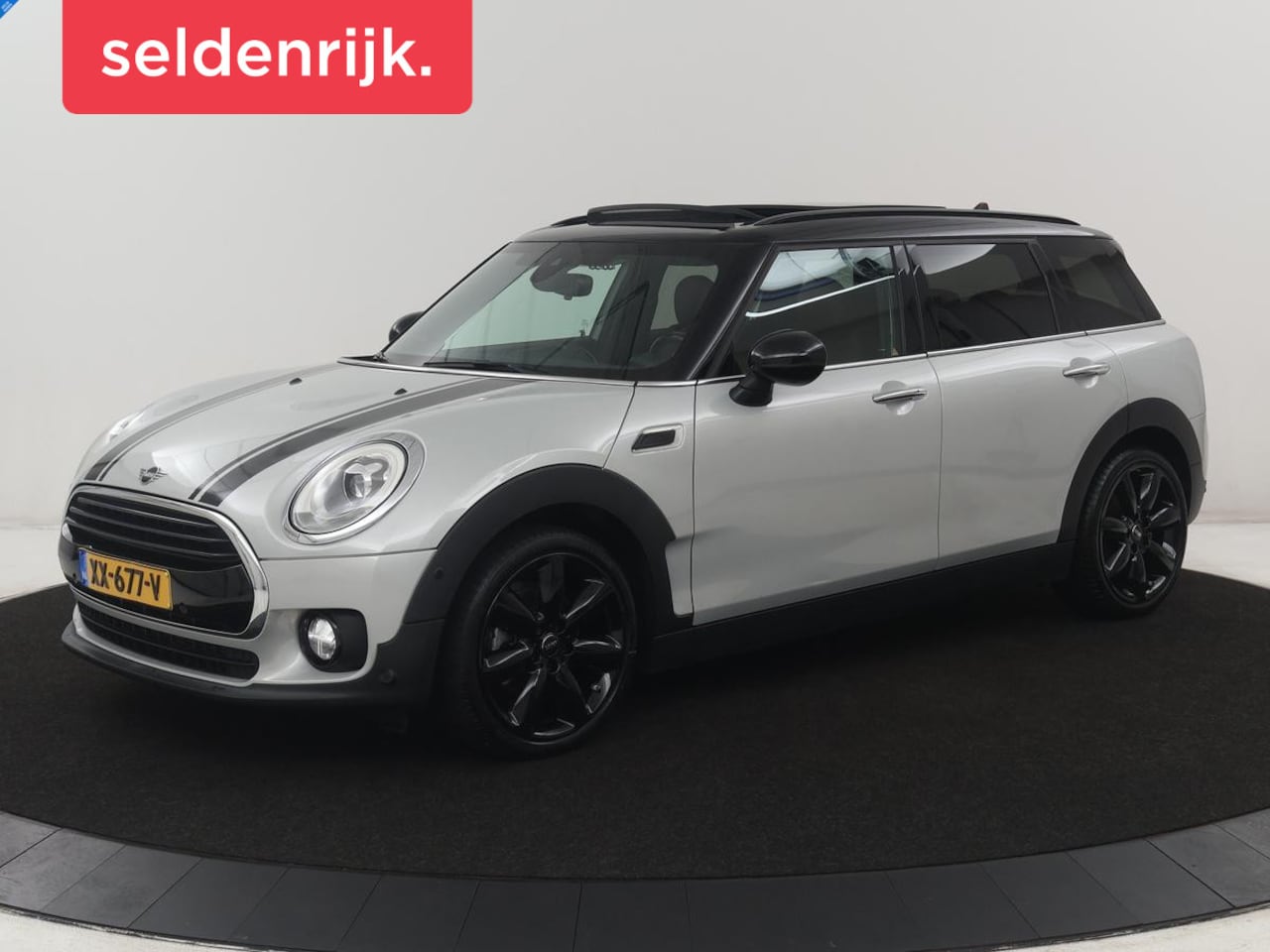 MINI Clubman - 1.5 Cooper Business Edition Pano.Dak | Automaat | Apple Carplay | LED | Navigatie | Stoelv - AutoWereld.nl
