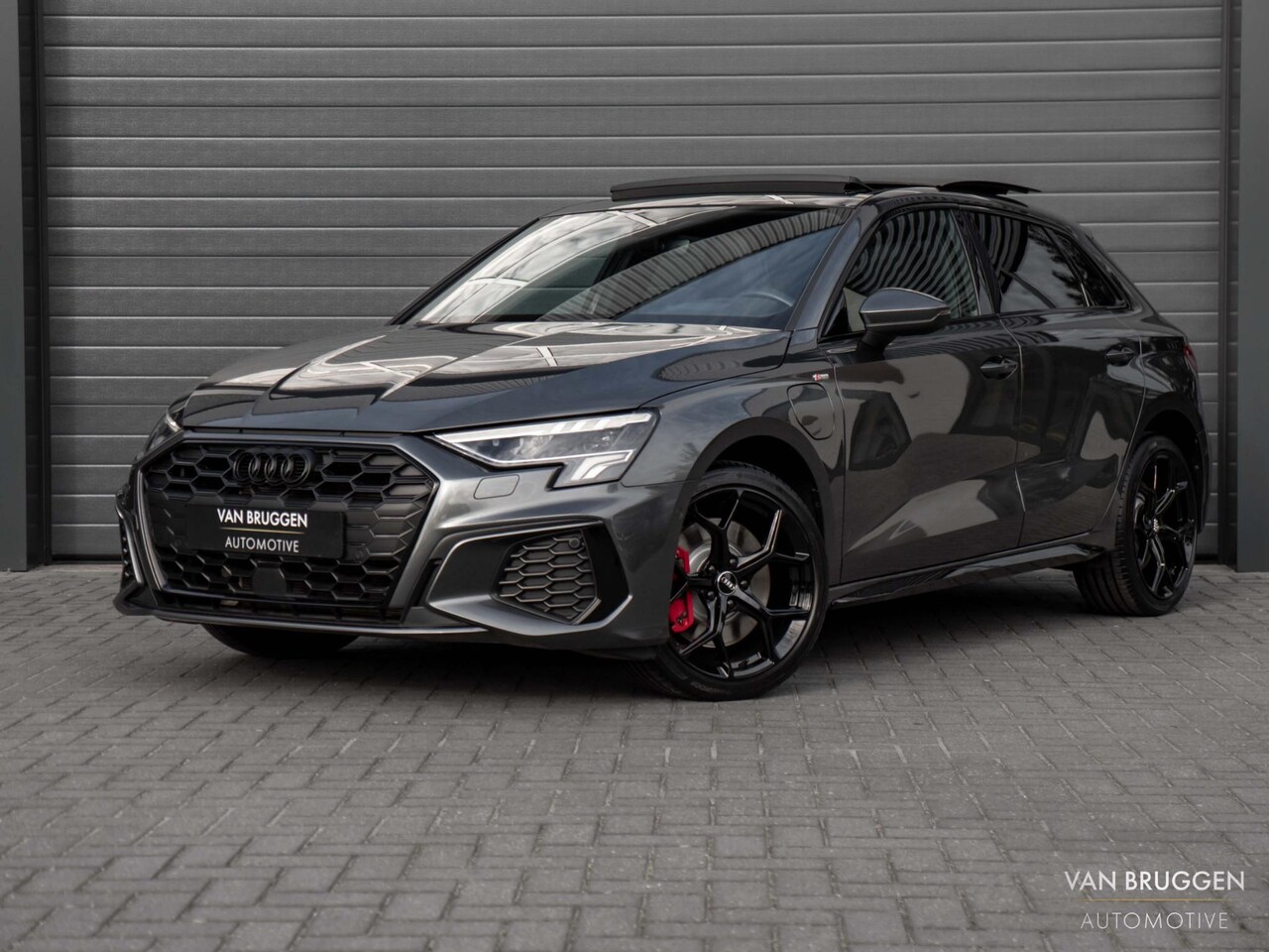 Audi A3 Sportback - 45 TFSI e S-Line Pano RS-Stoelen Massage Head-Up B&O BTW - AutoWereld.nl