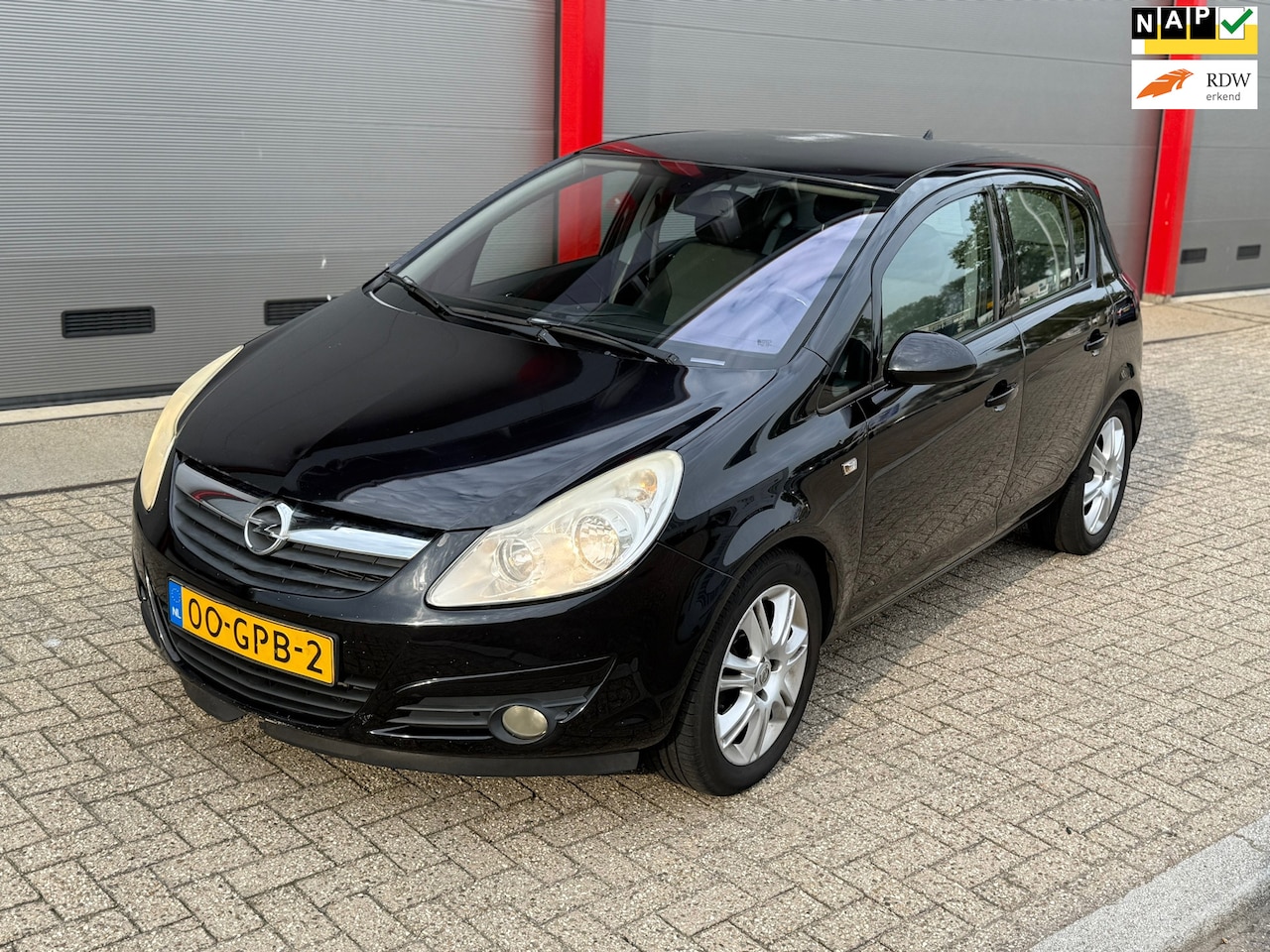 Opel Corsa - 1.4-16V Cosmo | VOL AUTOMAAT! - AutoWereld.nl