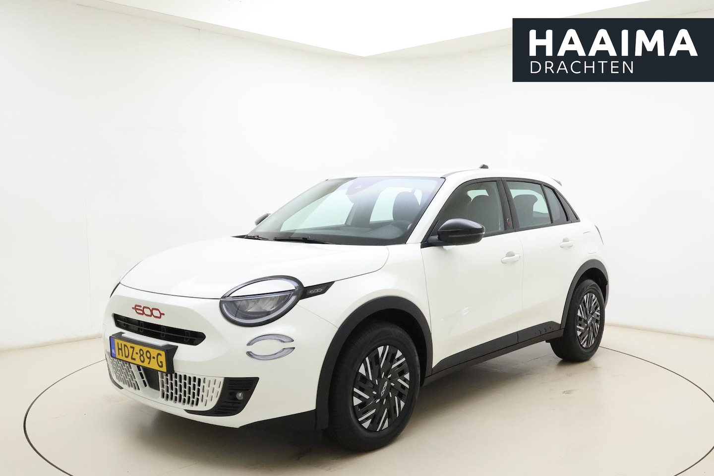 Fiat 600e - RED 54 kWh 100% elektrisch | Apple Carplay & Android Auto | Full LED | 1e Eigenaar - AutoWereld.nl