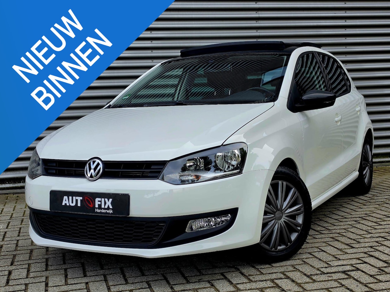 Volkswagen Polo - 1.2 TSI Comfortline / Pano / Led / PDC / Stoelverw - AutoWereld.nl