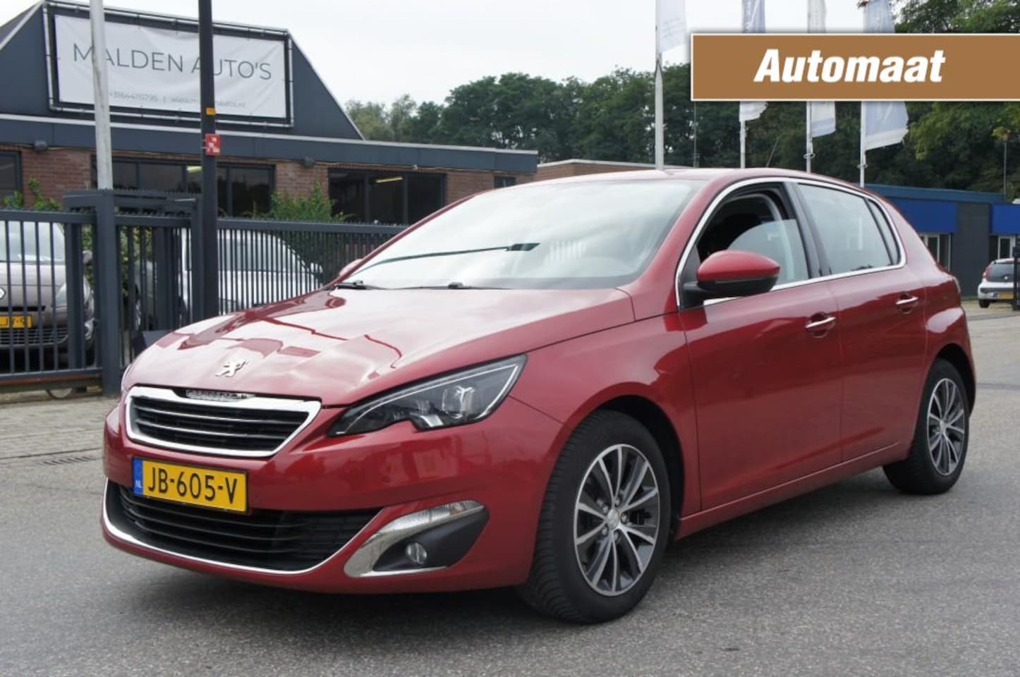 Peugeot 308 - 1.2 PURETECH ALLURE NAVI/CRUISE/KEYLESS/CAMERA/PDC VOLLEDIG DEALER ONDERHOUDEN - AutoWereld.nl