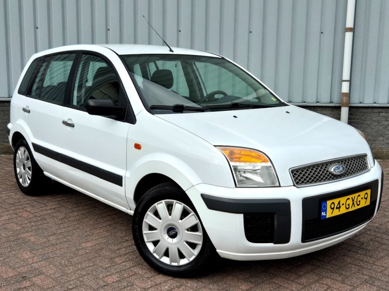 Ford Fusion - 1.4 16V Airco 1e Eigenaar Nederlandse auto - AutoWereld.nl