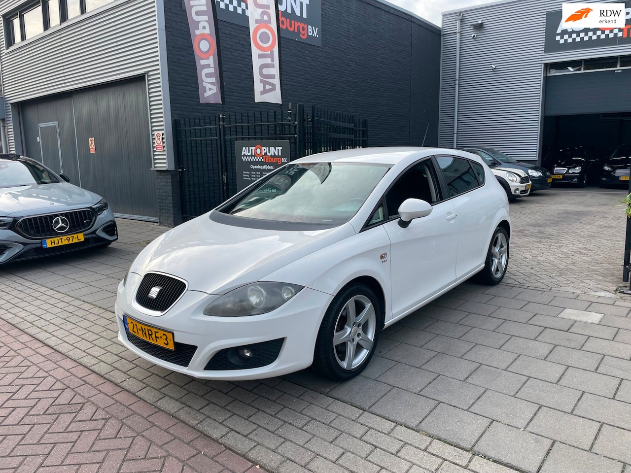 SEAT Leon - 1.2 TSI Sport 2e Eigenaar! Airco NAP APK 1 Jaar - AutoWereld.nl