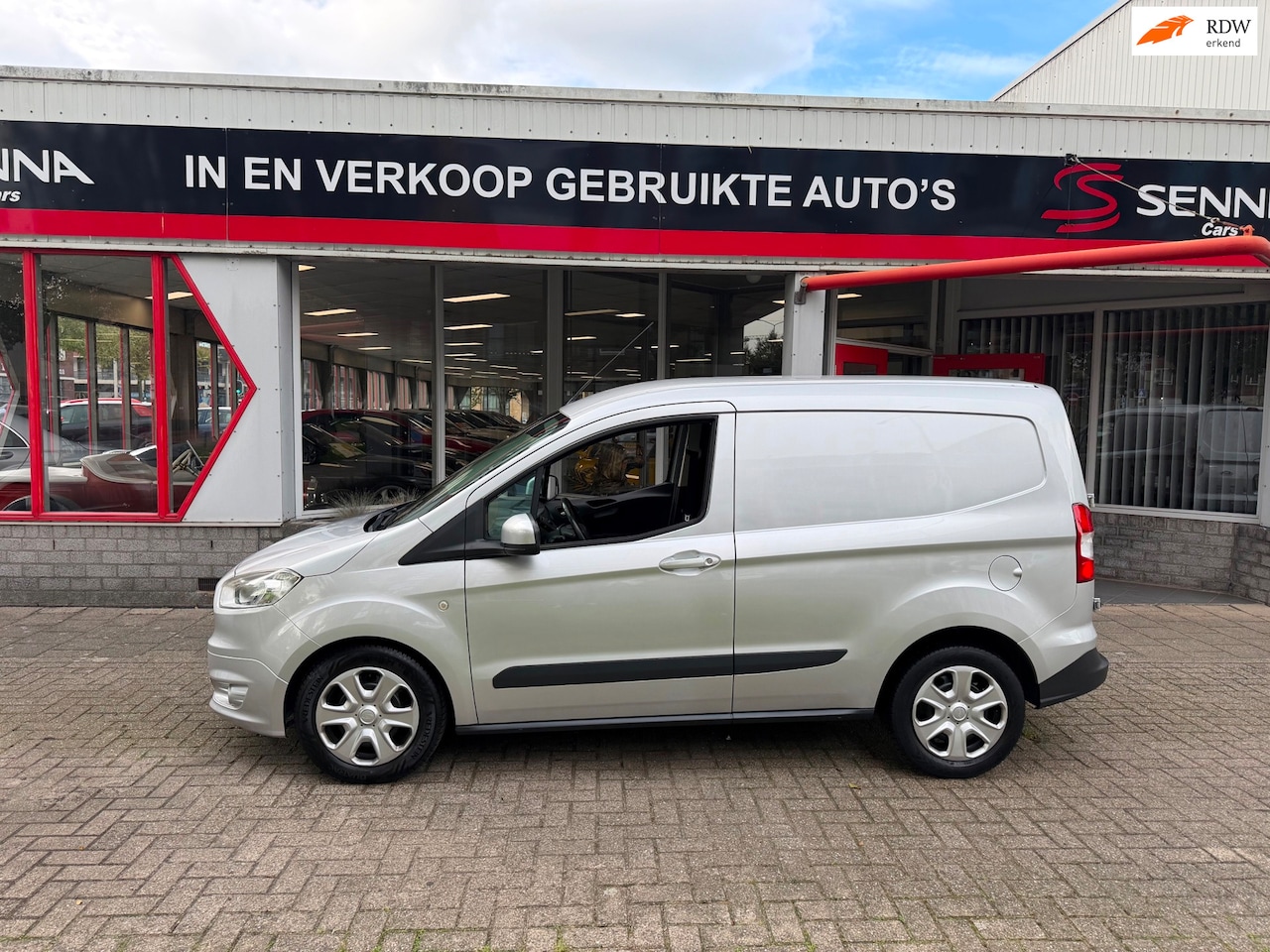 Ford Transit Courier - 1.0 Benzine - 2 Pers - Airco - Marge - AutoWereld.nl