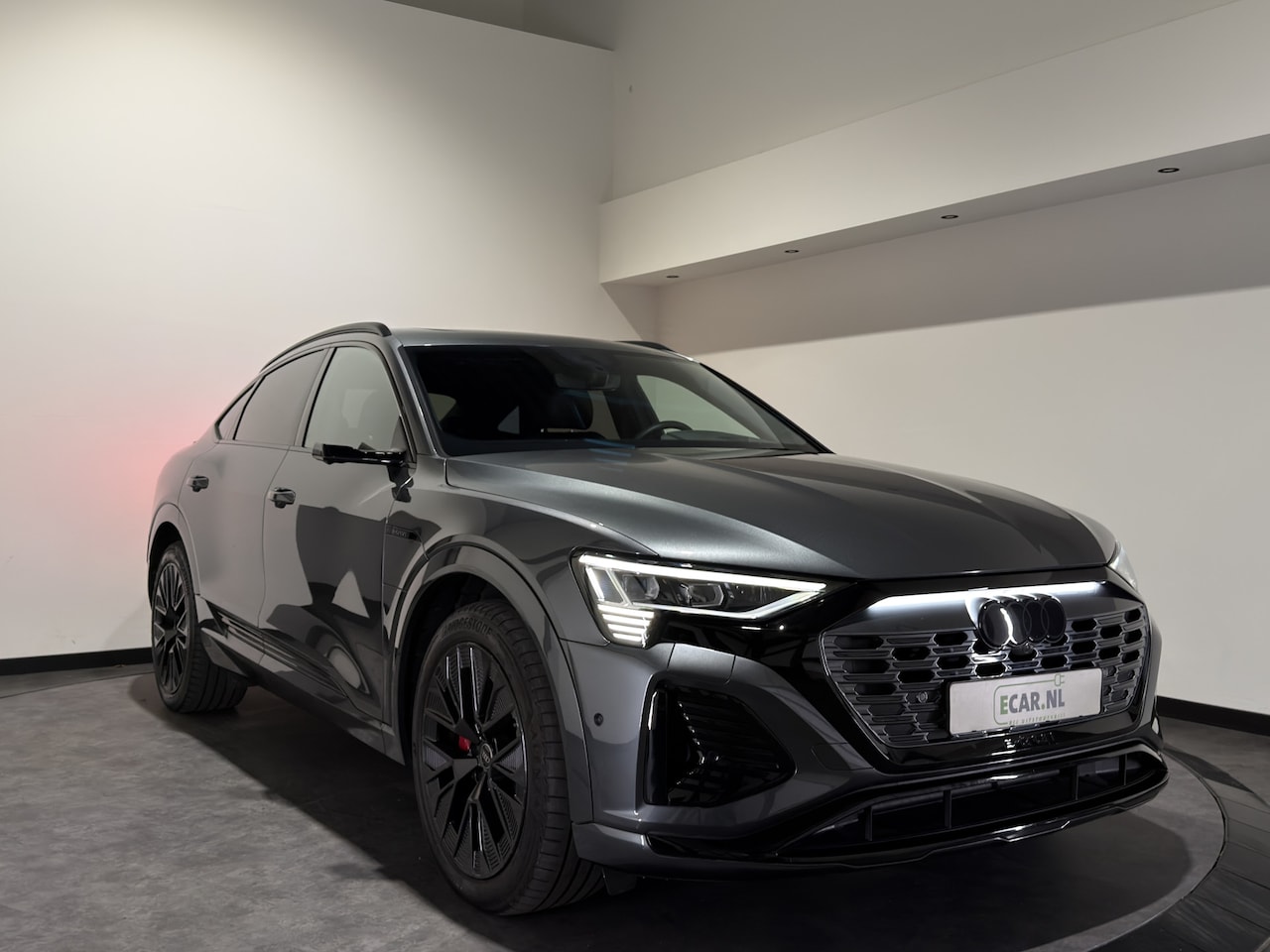Audi Q8 Sportback e-tron - 55 quattro S Edition 115 kWh | 22kW lader | Panoramadak | Keyless | Matrix LED - AutoWereld.nl