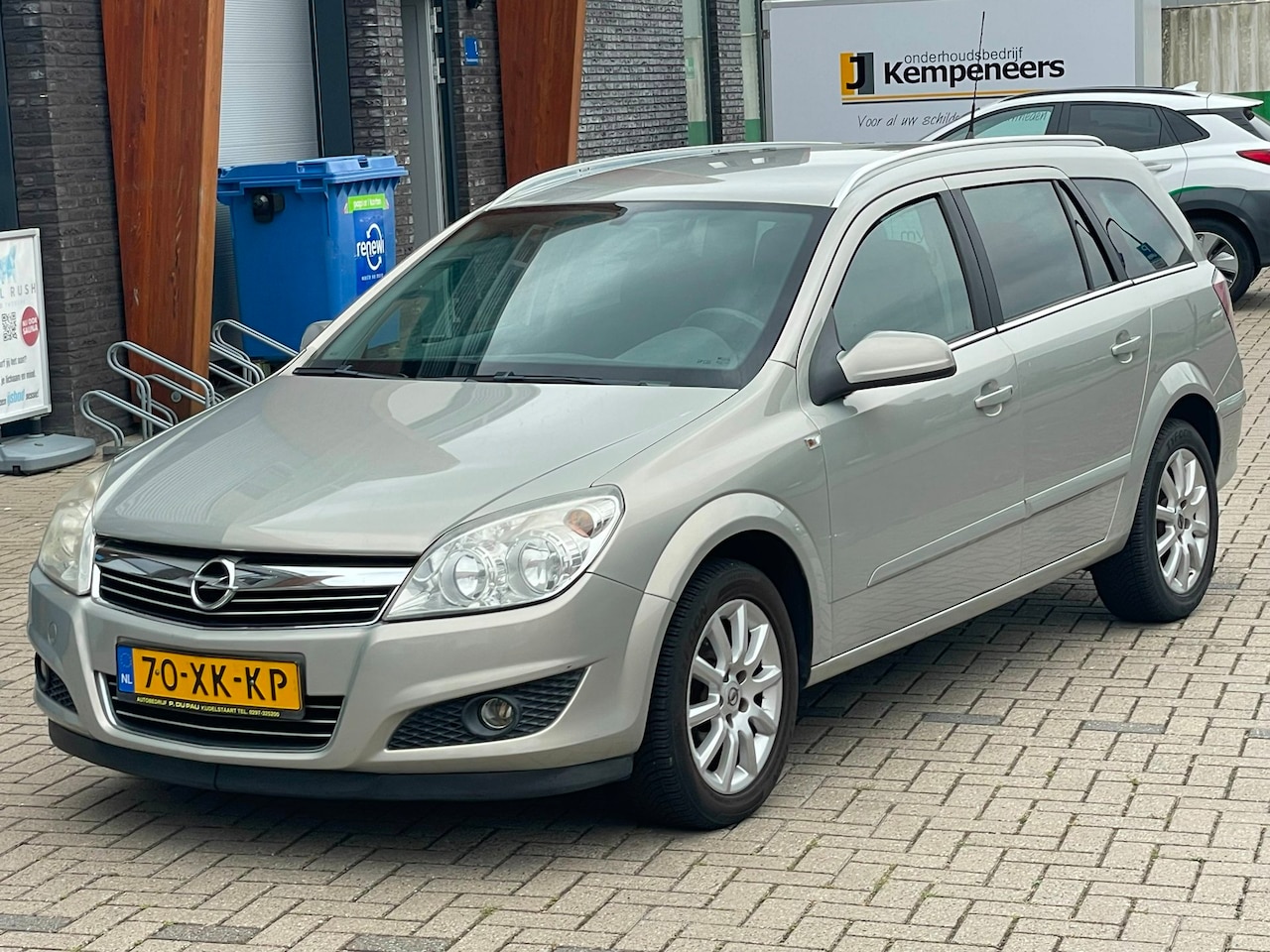 Opel Astra Wagon - 1.6 Temptation Airco Stuurbekr Trekhaak - AutoWereld.nl