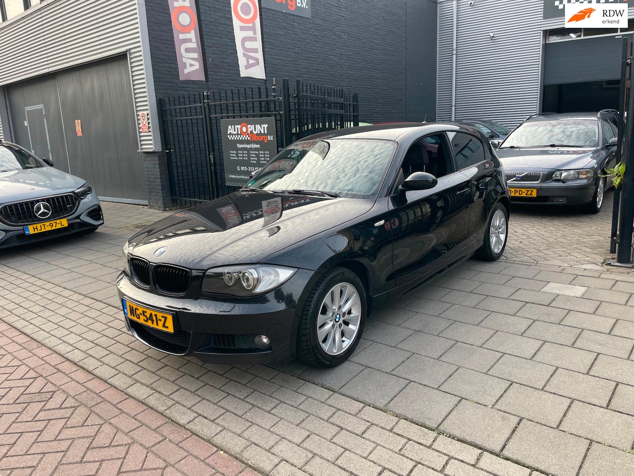 BMW 1-serie - 116i Sport Airco PDC NAP APK 1 Jaar - AutoWereld.nl