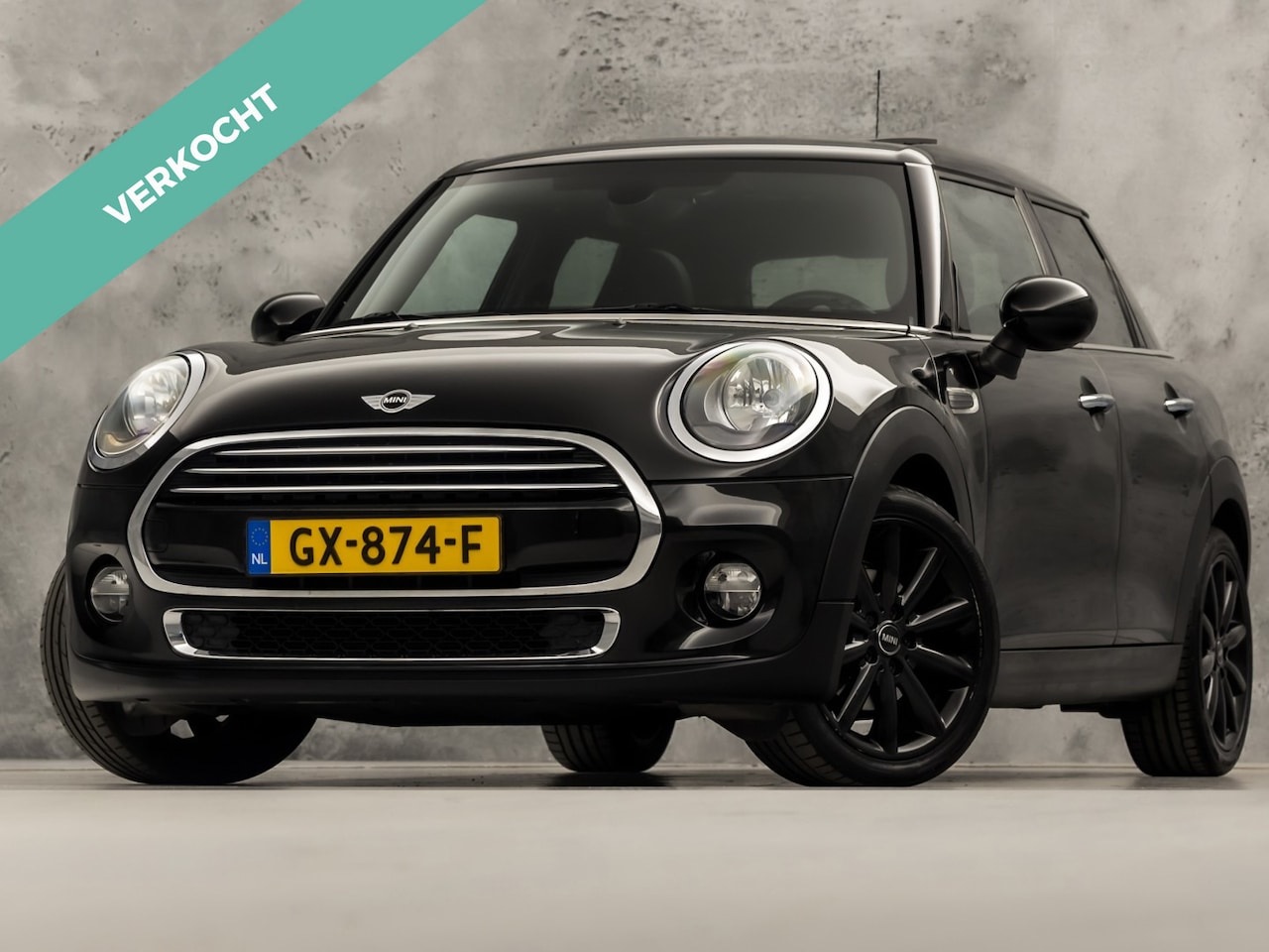 MINI 5-Deurs - 1.5 Cooper Chili Sport Automaat 136Pk (PANORAMADAK, 1e EIGENAAR, DEALER ONDERHOUDEN, 5 DEU - AutoWereld.nl