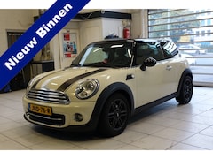 MINI 3-Deurs - 1.6 Cooper Mayfair, wit/zwart, panoramadak, navigatie, zeer nette auto
