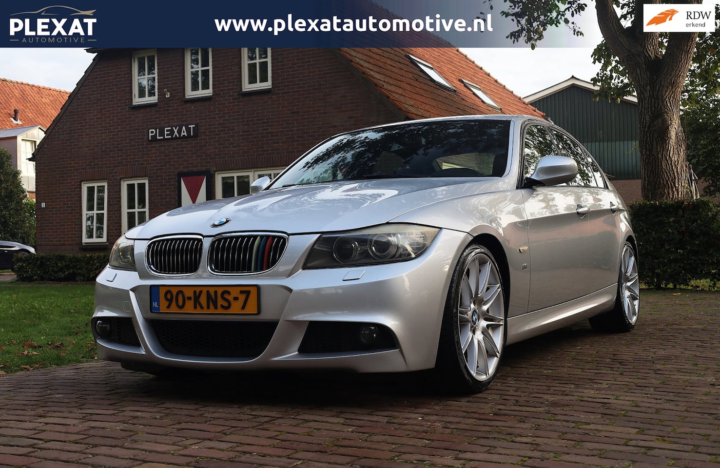 BMW 3-serie - 318i Business Line Sport Aut. | M-Pakket | Xenon | Historie | Sportstoelen | Alcantara | 1 - AutoWereld.nl