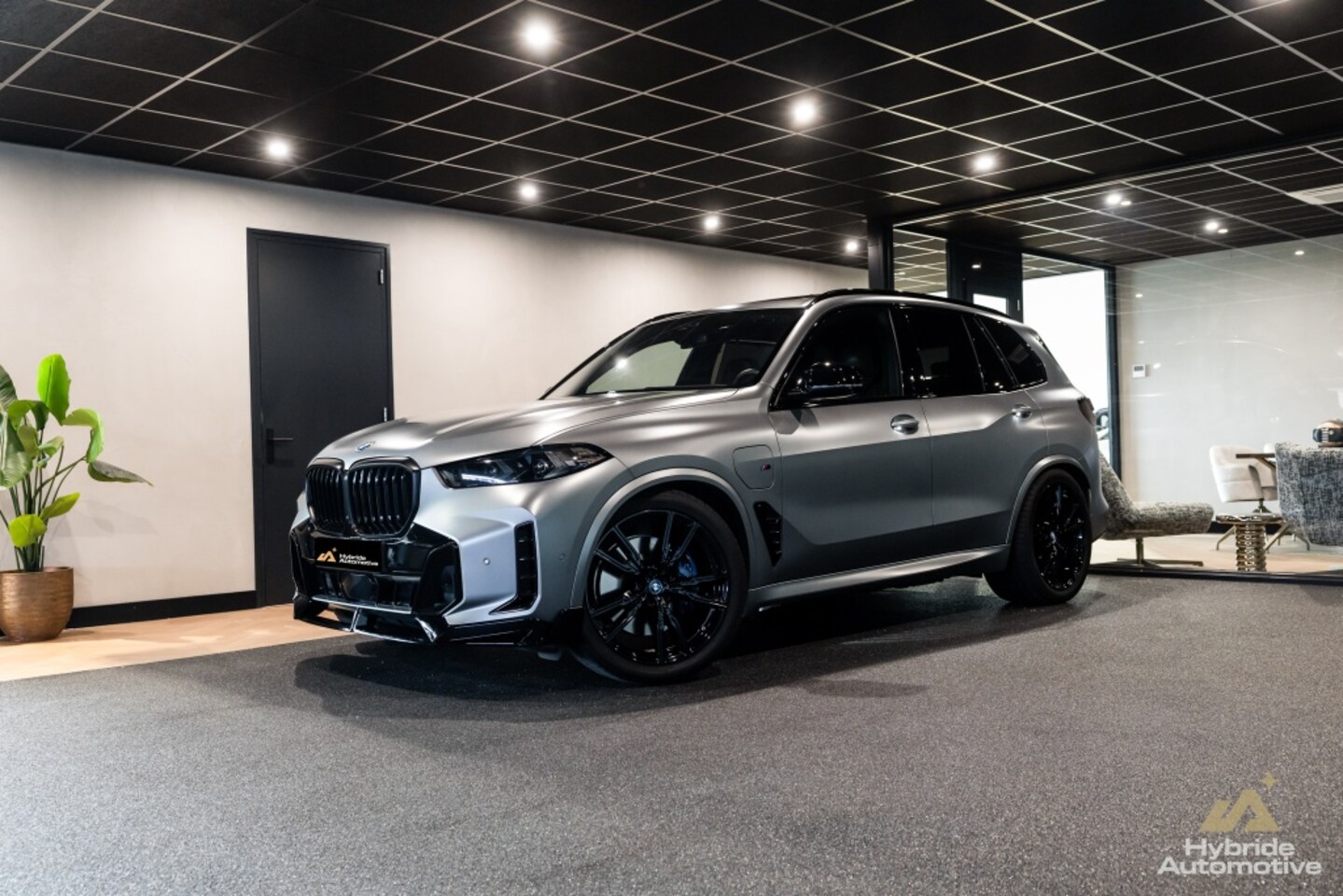BMW X5 - xDrive50e | Pano | B&W Audio | Massage | - AutoWereld.nl