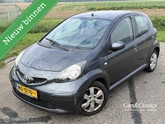 Toyota Aygo - 1.0 - 5 Deurs - Airco