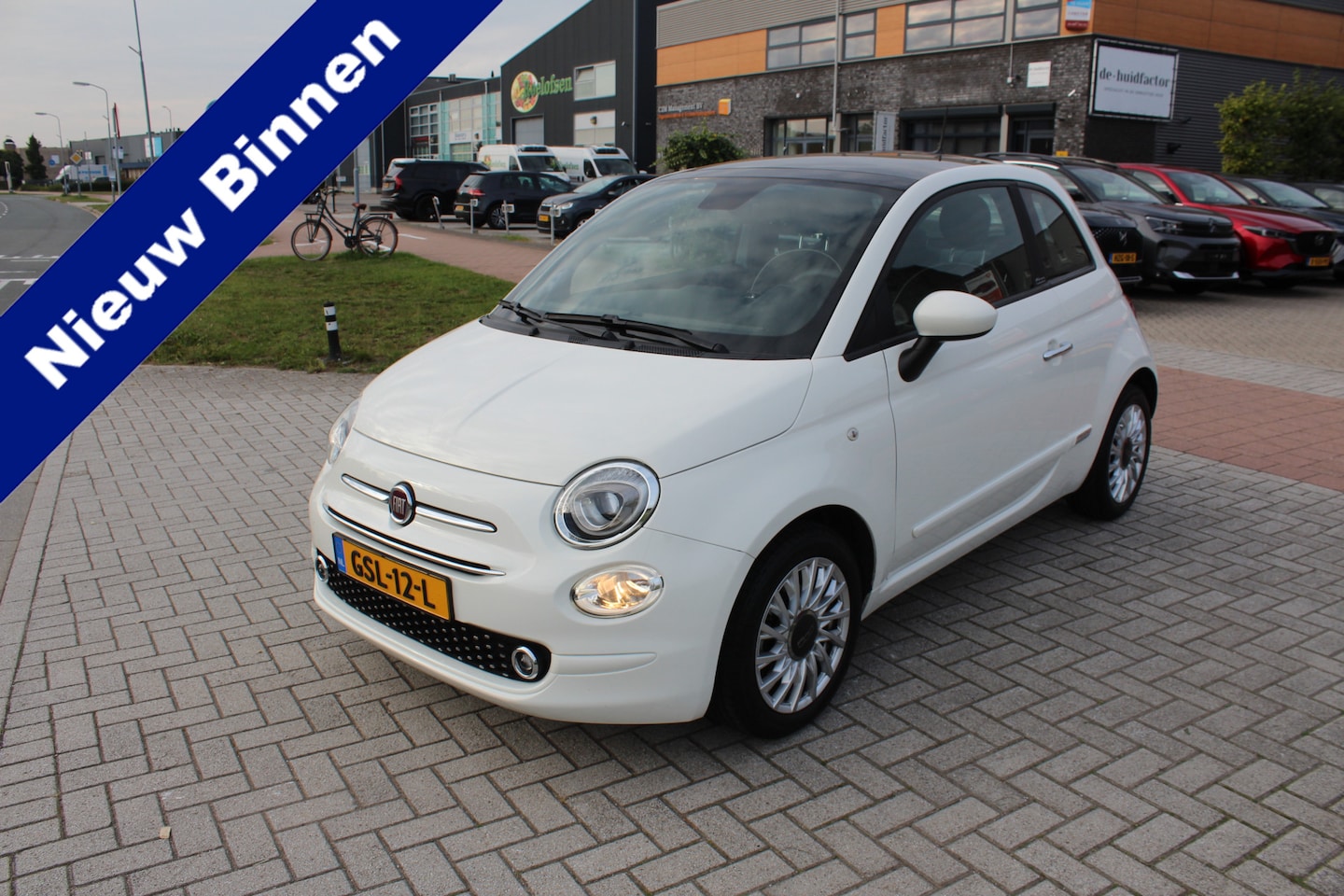Fiat 500 - 1.0 Hybrid Airco-Pano-Cruise-Parkeersensoren-Carplay 15.000 Km !! - AutoWereld.nl