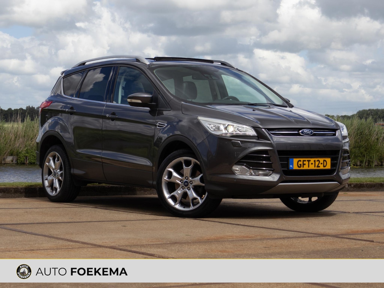 Ford Kuga - 1.5 Titanium Styling Pack 4WD Leder Pano Trekhaak - AutoWereld.nl