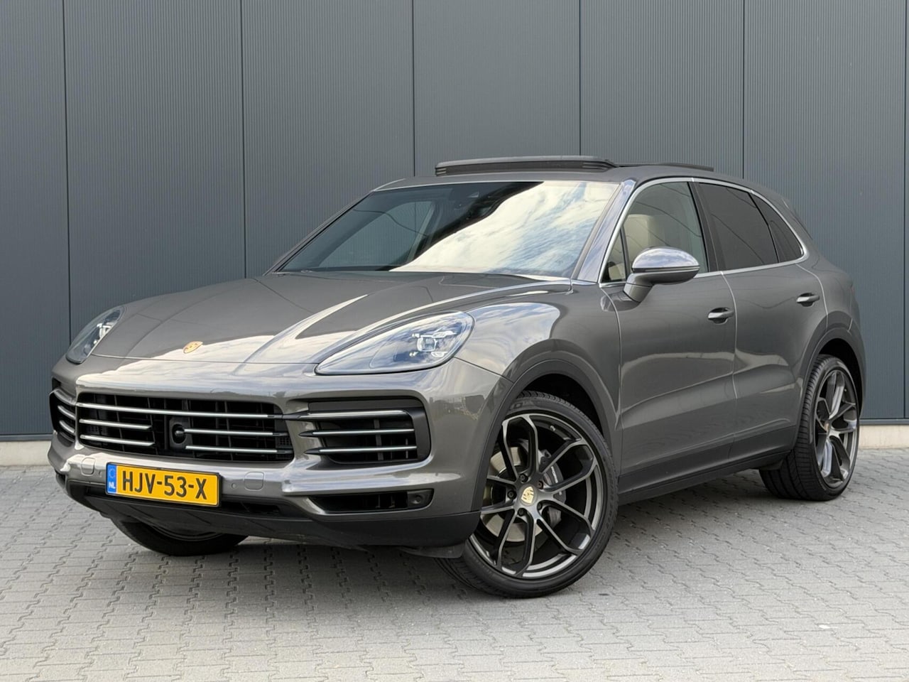 Porsche Cayenne - 3.0 V6 38DKM - Leder - Pano - Led - Adaptive - Keurige Auto - AutoWereld.nl