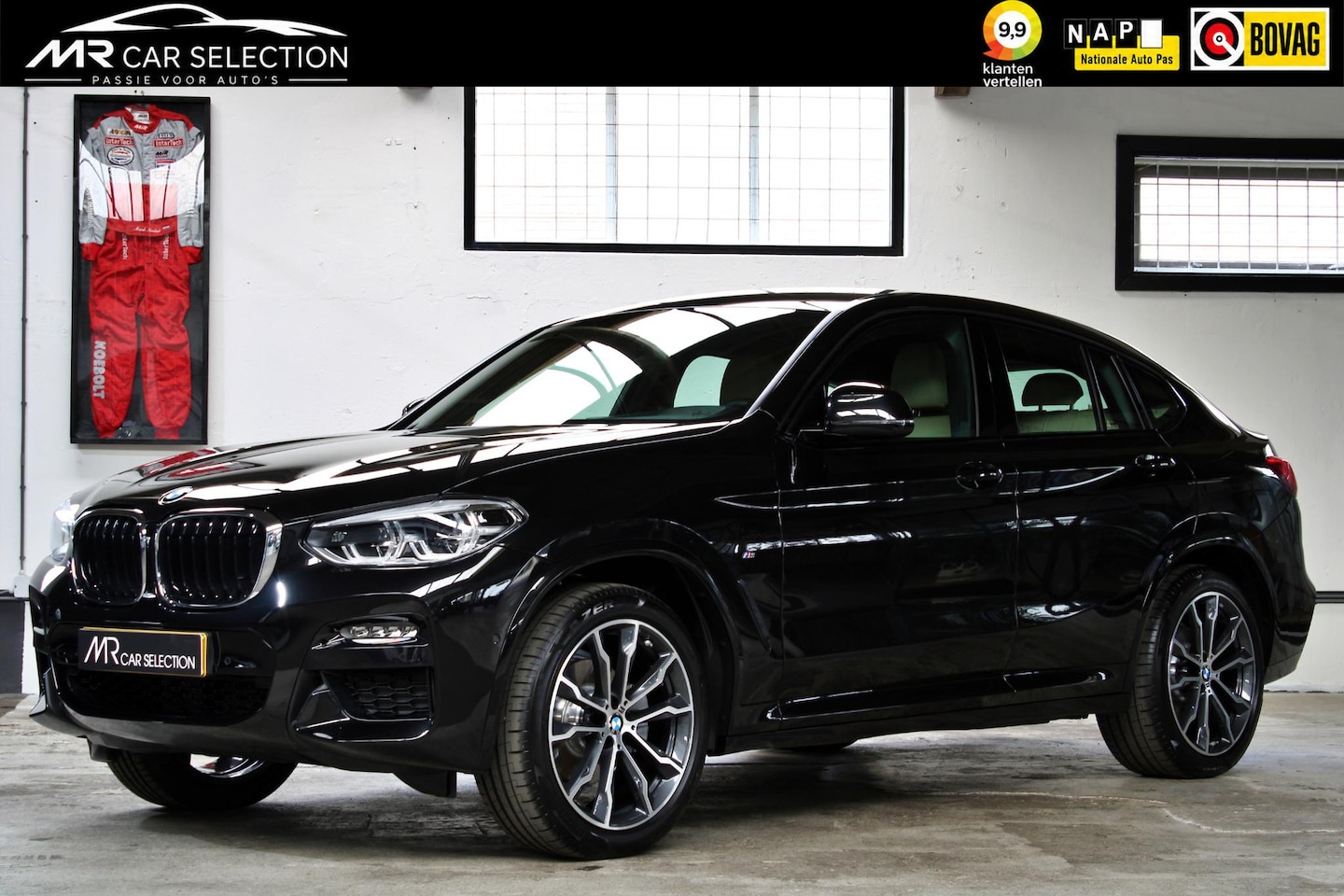 BMW X4 - xDrive20i High Executive Edition M Sport | Unieke km stand | Nieuwstaat | Trekhaak | 20" - AutoWereld.nl