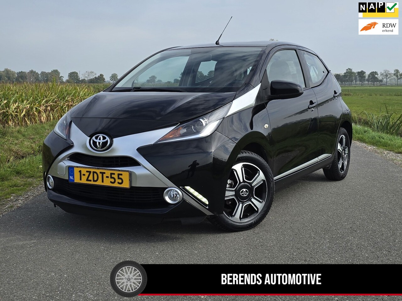 Toyota Aygo - 1.0 VVT-i x-clusiv I Zeer Luxe Uitvoering - AutoWereld.nl