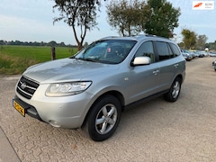 Hyundai Santa Fe - 2.7i V6 Dynamic Lees Tekst