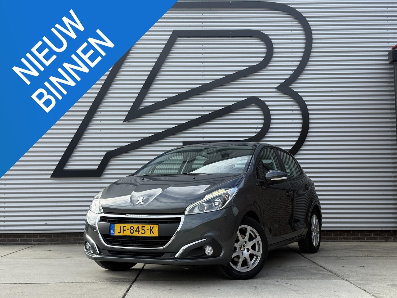Peugeot 208 - 1.2 PureTech Blue Lion 2e Eigenaar|Navi|D-riem vv in 2025|Carplay|Trekhaak|Airco|Cruise|PD - AutoWereld.nl