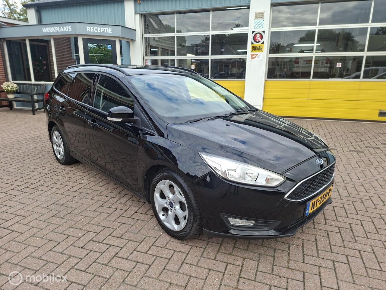 Ford Focus Wagon - 1.0 Edition - AutoWereld.nl