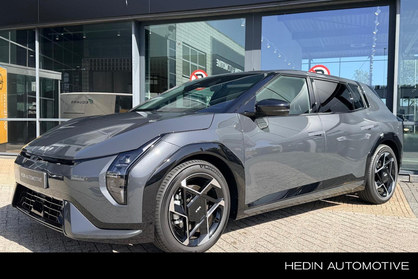 Kia EV4 - GT-Line Business Edition 81.4 kWh Airco | Navigatie | Lederen bekleding | Carplay | Camera - AutoWereld.nl