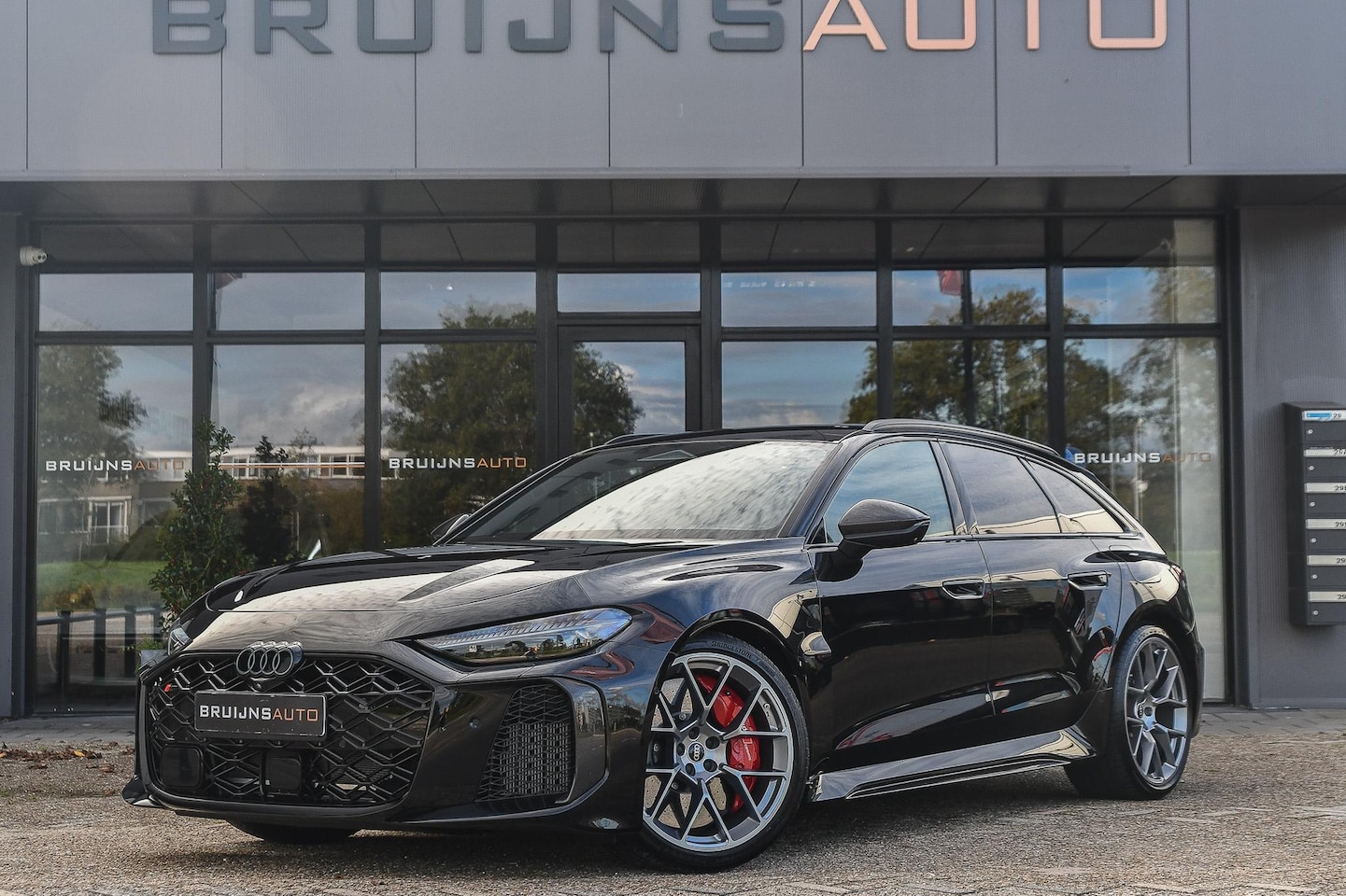 Audi RS5 - Avant e-hybrid |Keramisch|Carbon|Sportpakket|Massage| - AutoWereld.nl