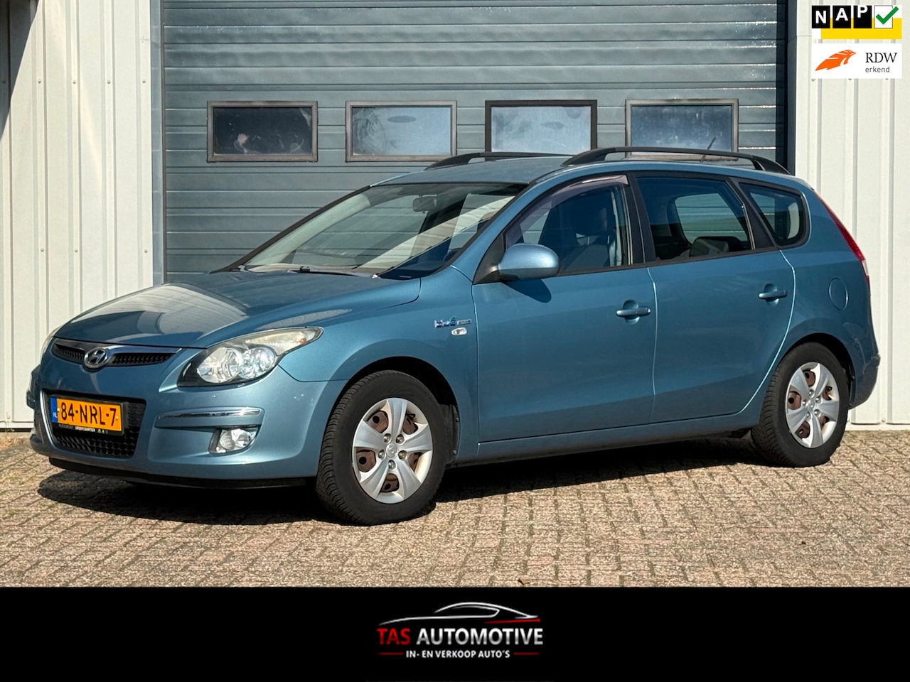 Hyundai i30 CW - 1.6i Blue Dynamic 1e EIG/CLIMA/CRUISE/NAP - AutoWereld.nl