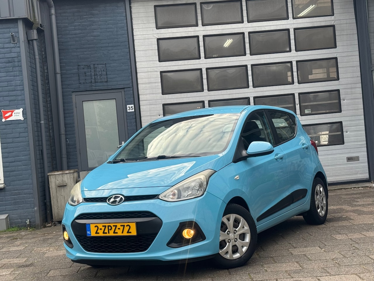 Hyundai i10 - 1.0i i-Motion Comfort | Airco | Automaat | N.A.P - AutoWereld.nl