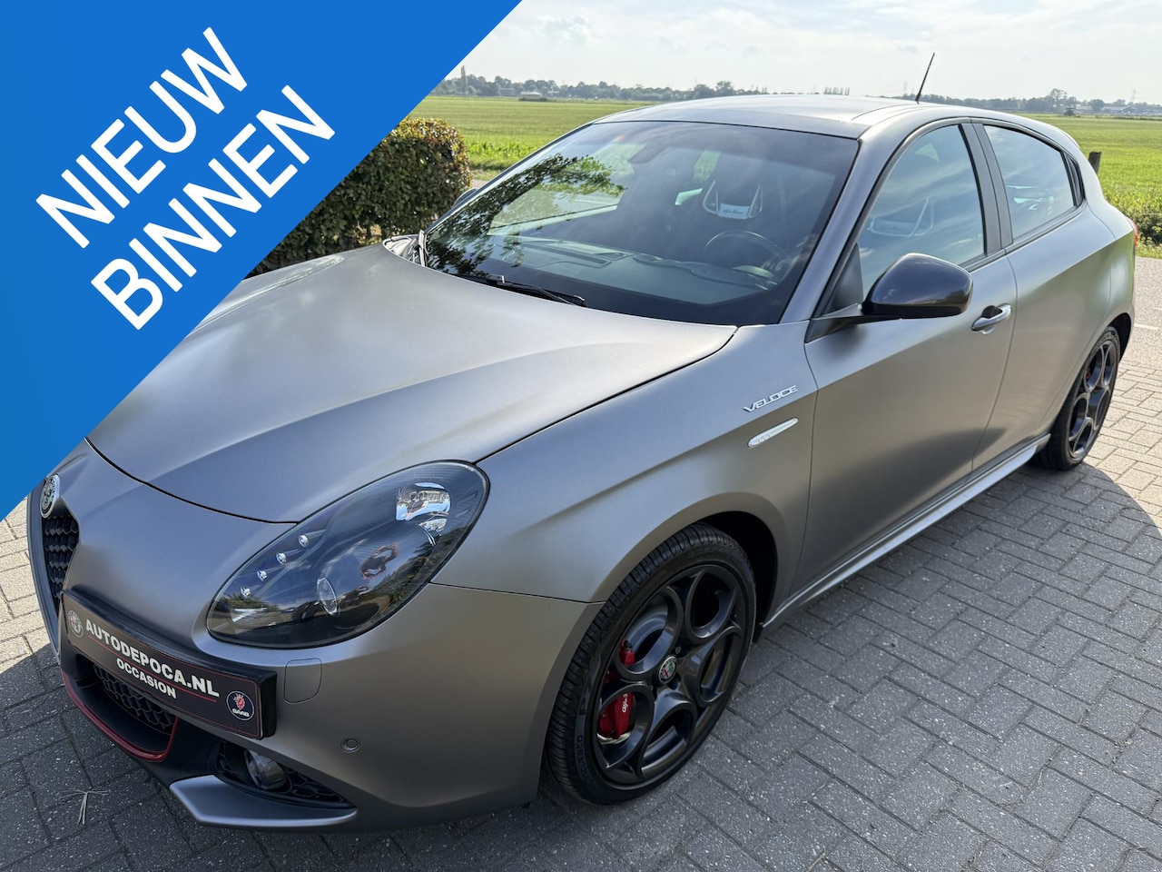 Alfa Romeo Giulietta - 1.750 Turbo Veloce Mat grijs - Panoramadak - Sportstoelen - AutoWereld.nl