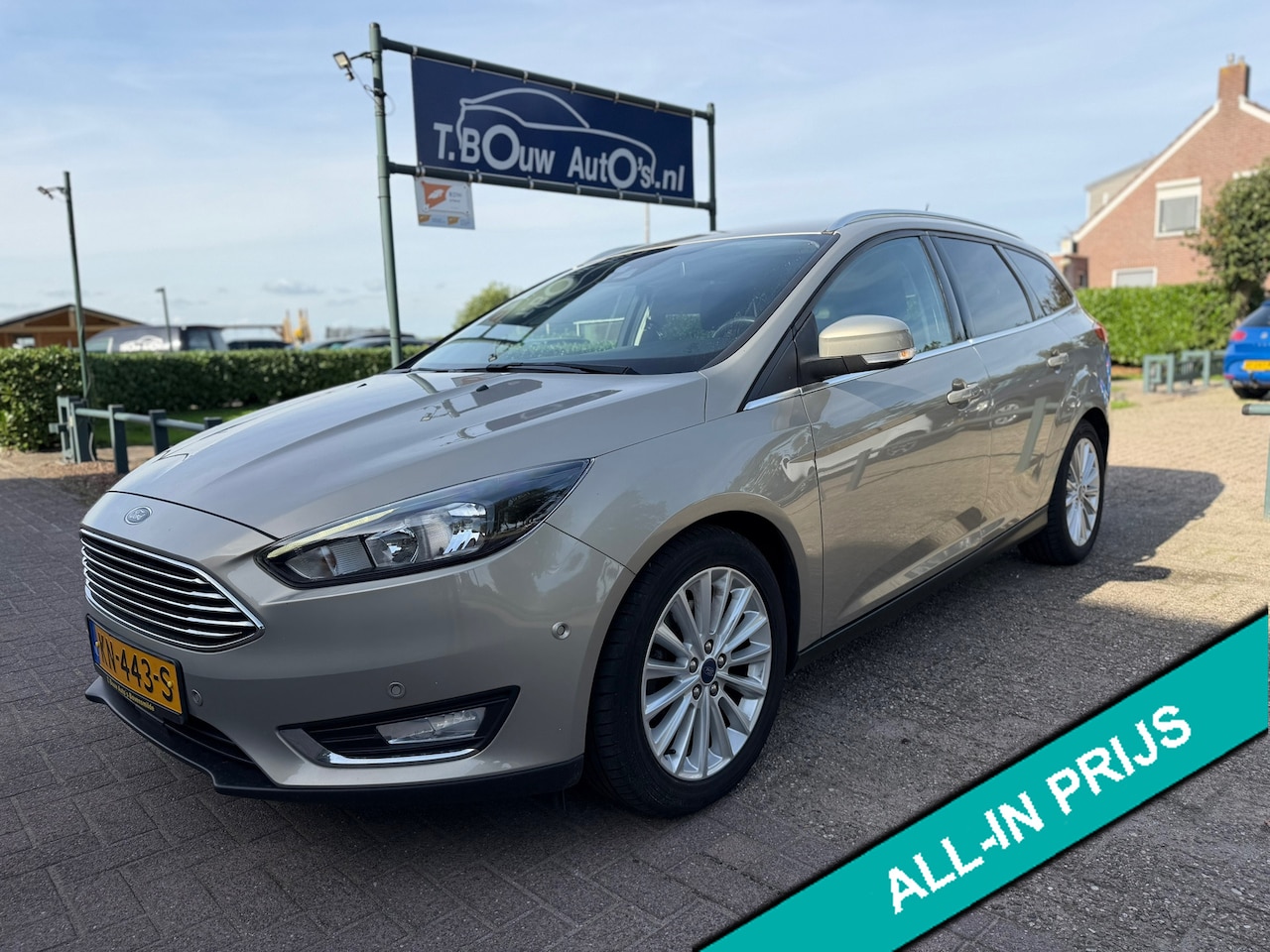 Ford Focus Wagon - 1.5 Titanium|Trekhaak|Keyless|NAP| - AutoWereld.nl